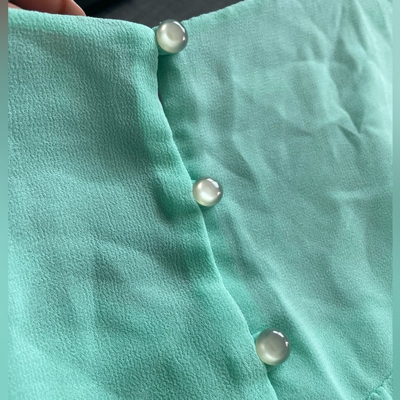 Sleeveless blouse - Picture 3 of 4